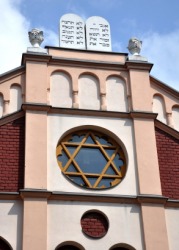 This synagogue is a temple. This synagogue is a temple.