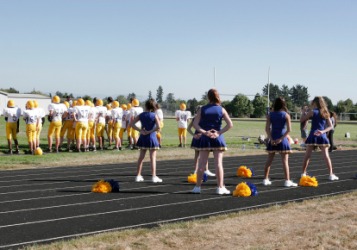 Cheerleading is an extracurricular activity. Cheerleading is an extracurricular activity.