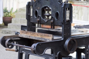 A press for lithography. A press for lithography.