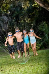 These children are water-cooled. These children are water-cooled.