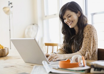 Jocelyn immediately sent an email reply to confirm that she would be attending her cousin's wedding. Jocelyn immediately sent an email reply to confirm that she would be attending her cousin's wedding.