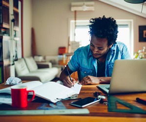 Neil learns best when he studies in seclusion rather than in a group setting. Neil learns best when he studies in seclusion rather than in a group setting.