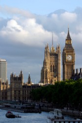 London is the capital city of England. London is the capital city of England.