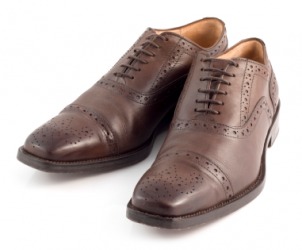 A pair of brogues. A pair of brogues.
