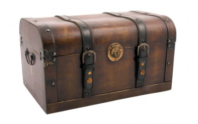 An old chest. An old chest.