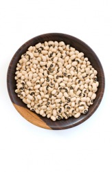 A bowl of black-eyed peas. A bowl of black-eyed peas.