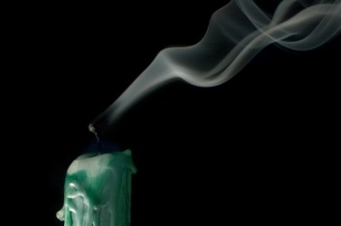 The candle has been extinguished. The candle has been extinguished.