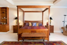 four-poster
