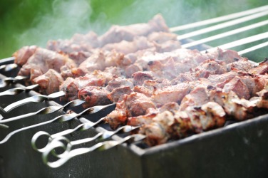 Heat conduction helps to cook this meat. Heat conduction helps to cook this meat.