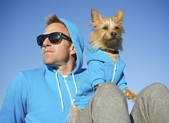 People often say that Curt and his dog Murphy have a resemblance to each other. People often say that Curt and his dog Murphy have a resemblance to each other.