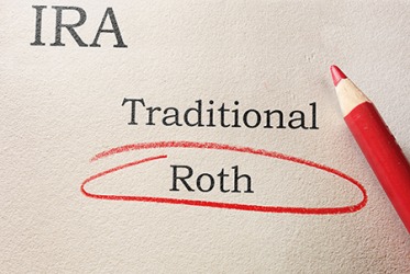 One advantage of a Roth IRA is that money can be withdrawn penalty-free at any age versus paying a penalty for withdrawals under age 59 1/2 with a traditional IRA. One advantage of a Roth IRA is that money can be withdrawn penalty-free at any age versus paying a penalty for withdrawals under age 59 1/2 with a traditional IRA.