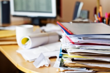 A very cluttered desktop. A very cluttered desktop.