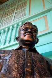 A statue of the Philippine president Ramon Magsaysay. A statue of the Philippine president Ramon Magsaysay.
