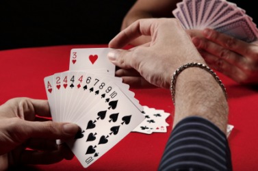 A game of gin rummy. A game of gin rummy.