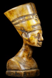 A bust of Nefertiti. A bust of Nefertiti.