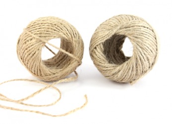 Spools of packthread. Spools of packthread.