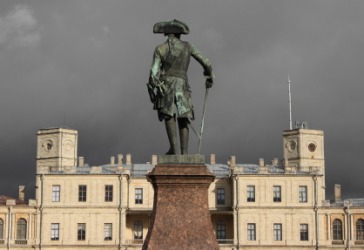 A statue of Paul I. A statue of Paul I.
